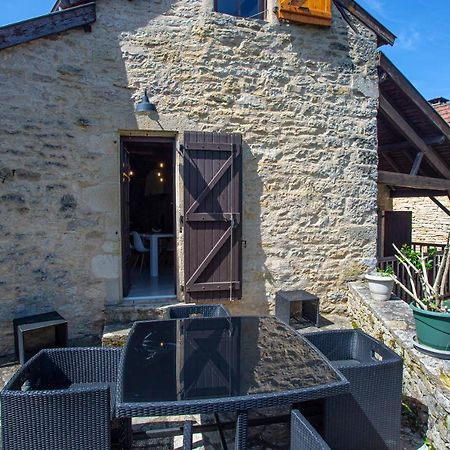 Maison En Pierres Au Coeur Du Village Medieval De Villeneuve 외부 사진
