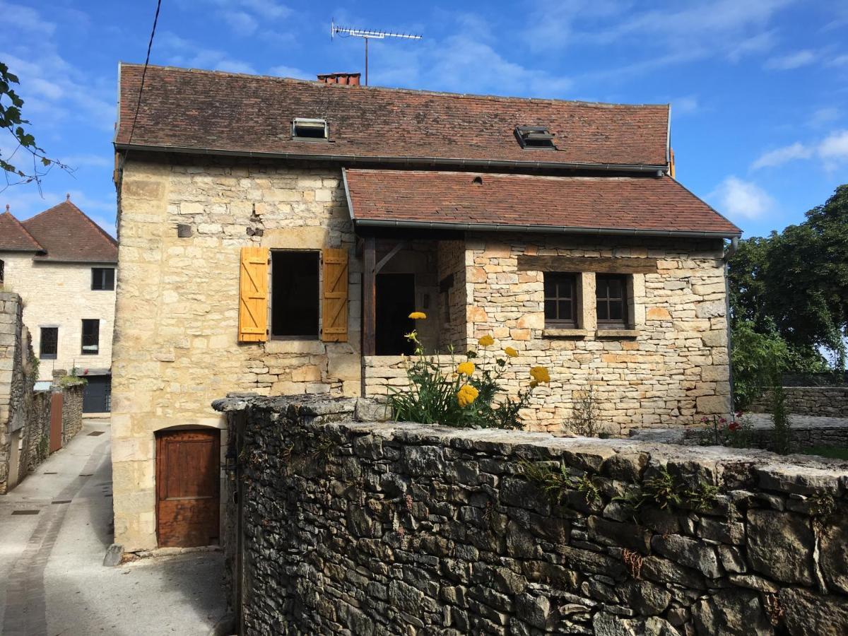 Maison En Pierres Au Coeur Du Village Medieval De Villeneuve 외부 사진