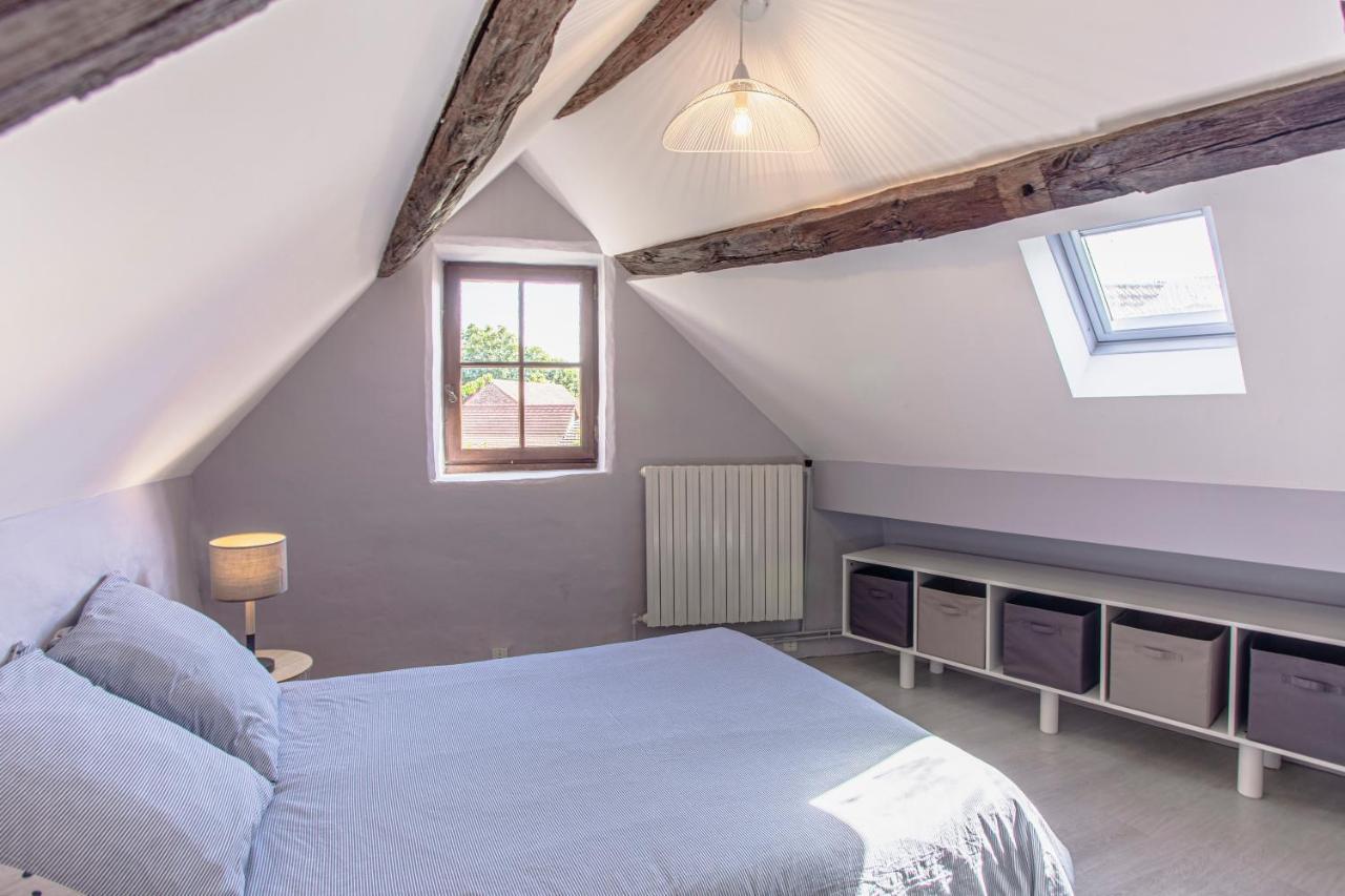 Maison En Pierres Au Coeur Du Village Medieval De Villeneuve 외부 사진