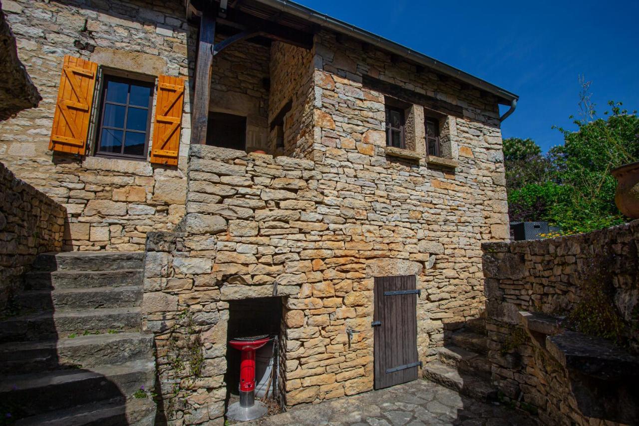 Maison En Pierres Au Coeur Du Village Medieval De Villeneuve 외부 사진