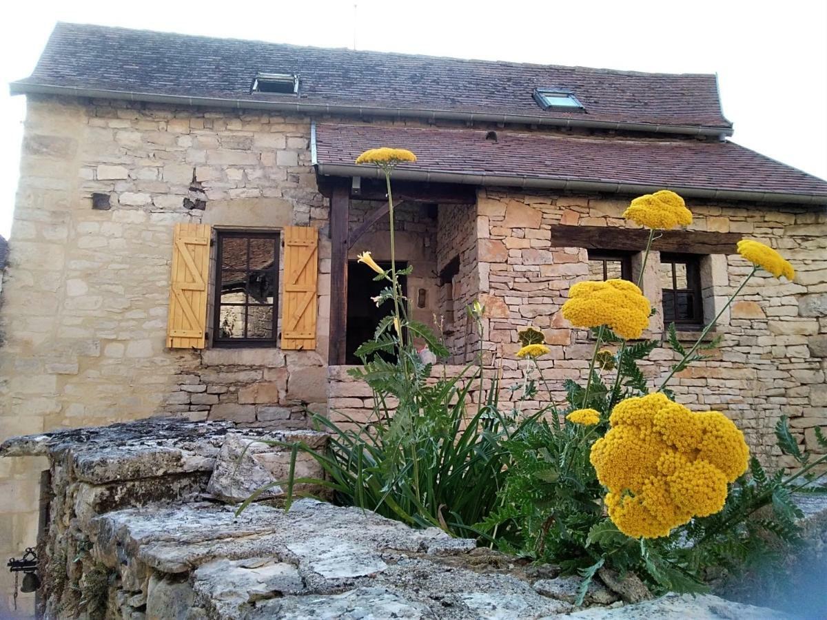 Maison En Pierres Au Coeur Du Village Medieval De Villeneuve 외부 사진